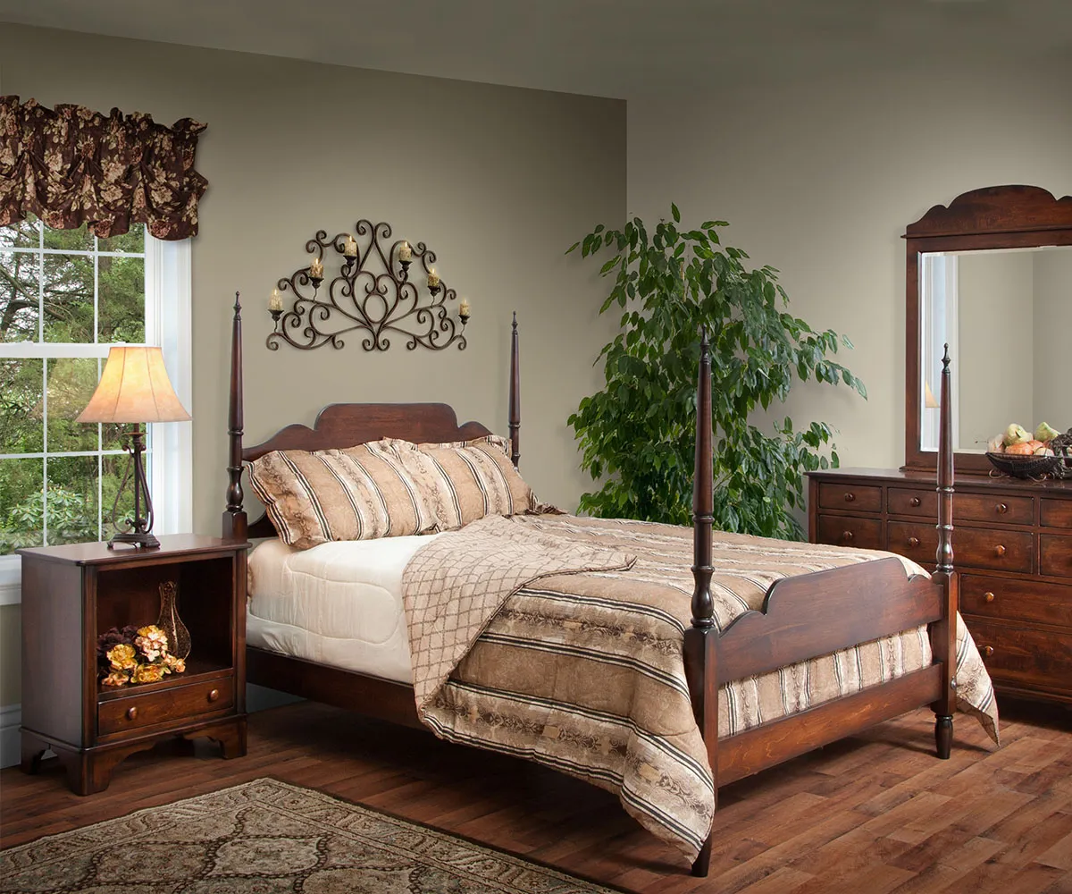 Yorktowne Scroll Bed - Image 2